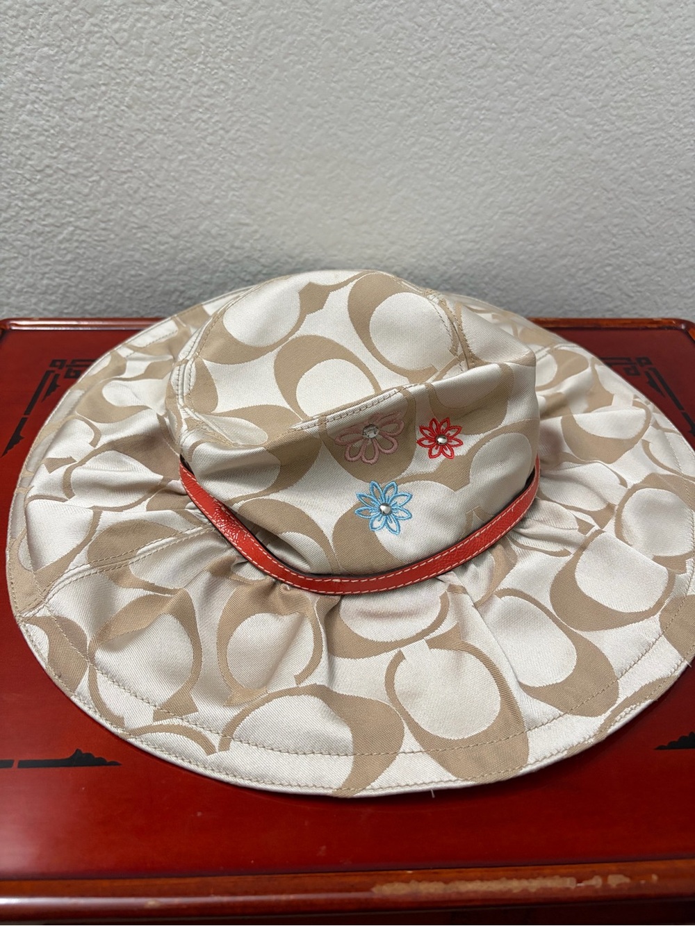 Coach Kids Beige Logo Sun Hat with Floral Detail